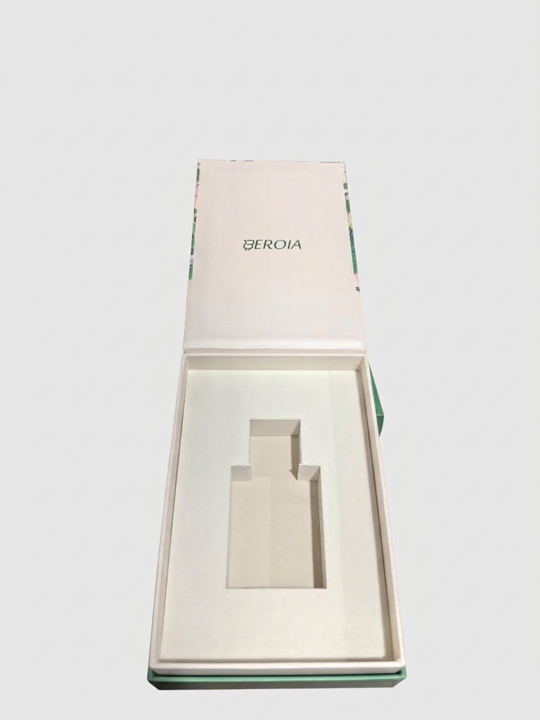 <div data-oe-version="1.2">Internal foam piece is covered with&nbsp;velvet</div>